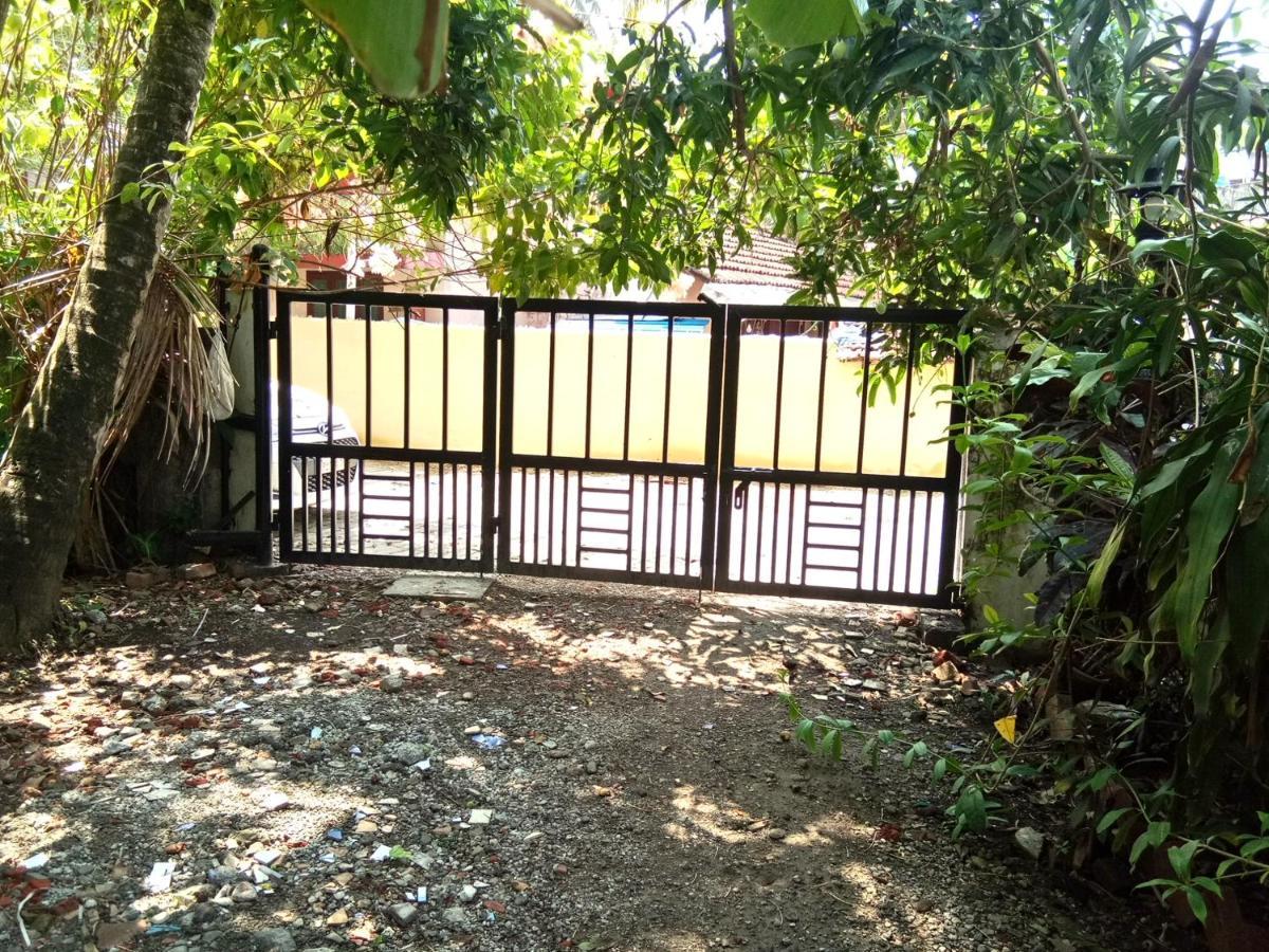 Ferienwohnung Coconut Grove Kochi Exterior foto